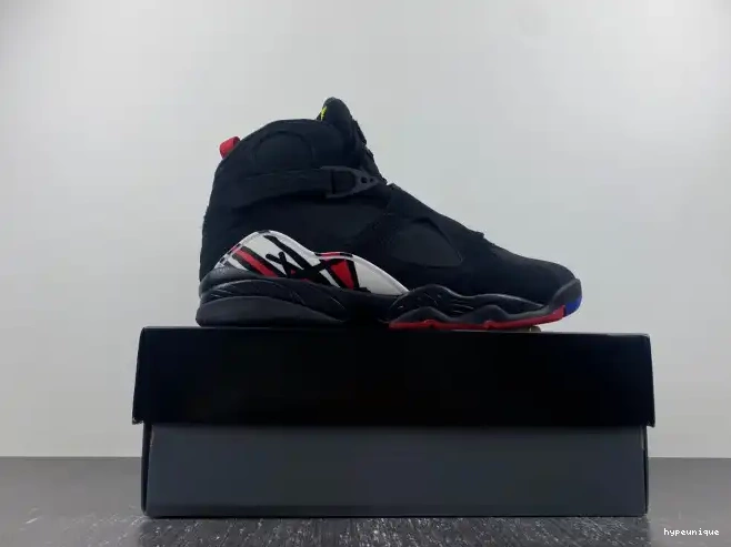HYPE Playoffs 305381-062 8 Jordan Air 0620